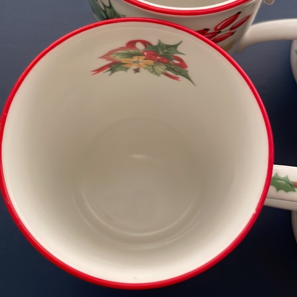 4PC Set Crown Trent Staffordshire Christmas Mugs Bone China - Picture 9 of 10